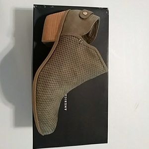 Dr. Scholl's olive ankle booties